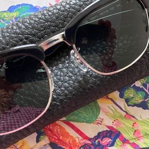 RAY-BAN CLUBMASTER YOUTH SUNGLASSES